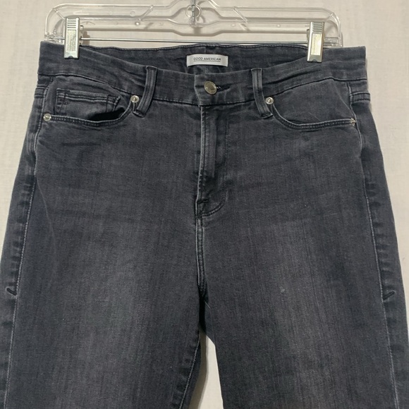 Good American Cropped Raw Hem Boot Jeans - Picture 2 of 9